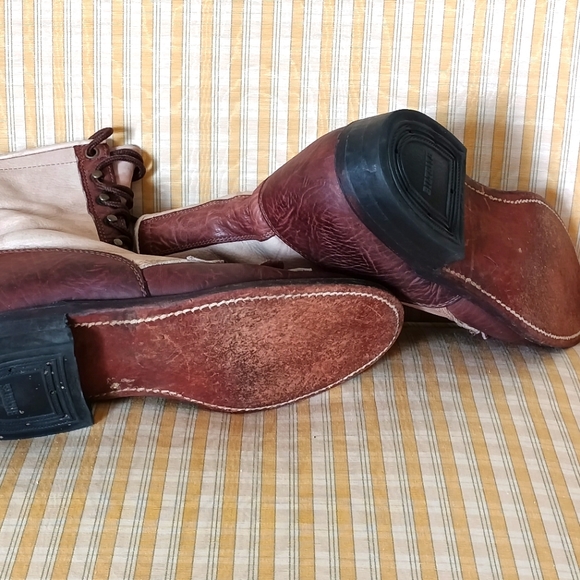 BOHO,  VINTAGE "BOULET" LEATHER CANADIAN BOOTS!! - Picture 11 of 17